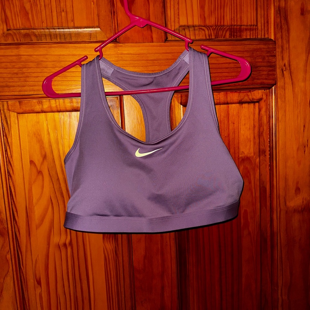 Nike Women's Medium Support Sports Bra
